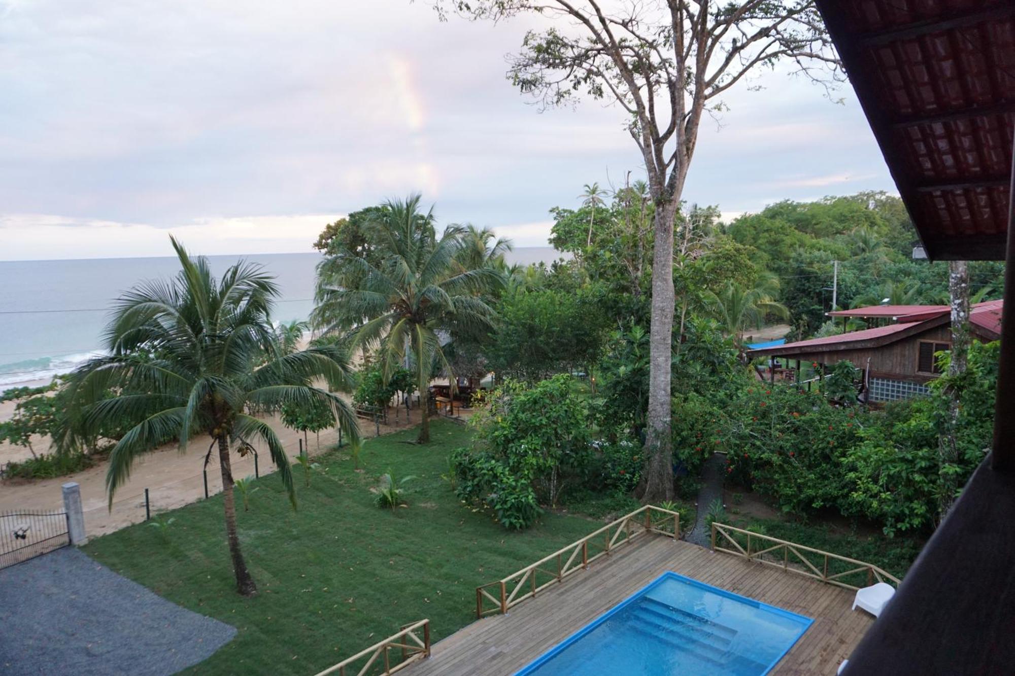 Oasis Bluff Beach Bocas Town Exterior foto
